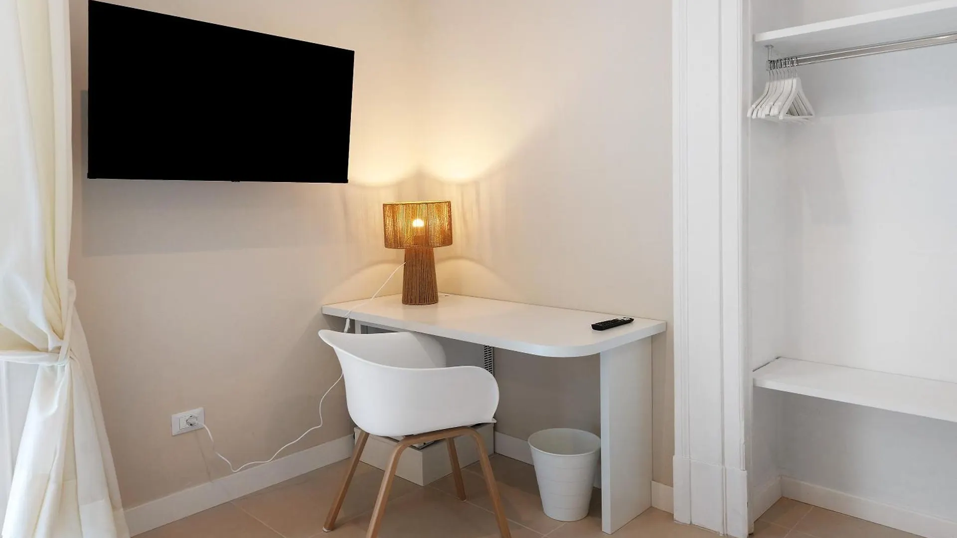 Bed And Breakfast San Severo Naples Bed & Breakfast